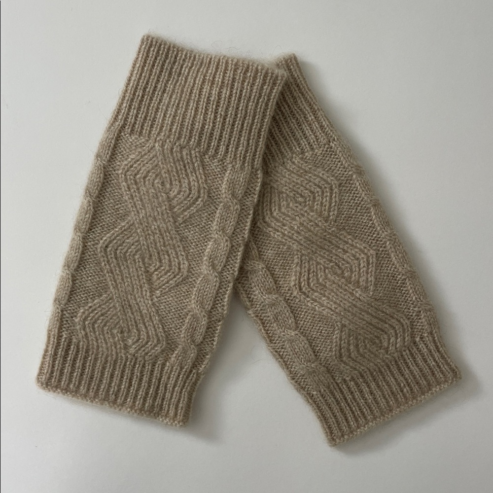 Oats & Rice Knit 100% Cashmere Fingerless Wrist Warmer Gloves